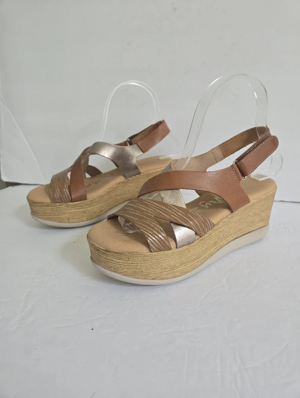 Light Brown Leather Strappy Platform Sandals Size 36